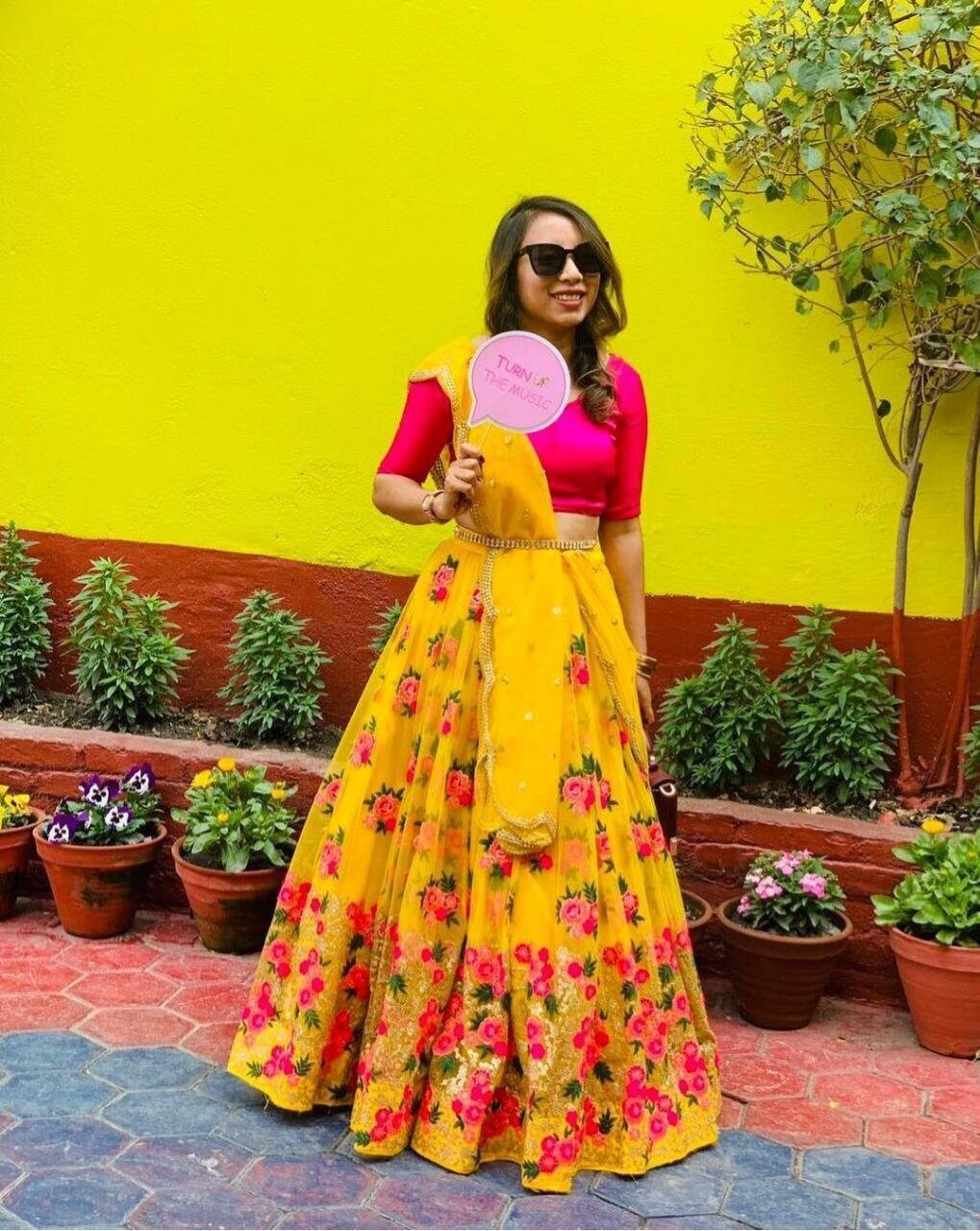 Yellow lehenga choli for Women party wear Designer Bollywood lengha sari Indian Wedding bridal embroidered Anarkali lehenga choli Dupatta 2