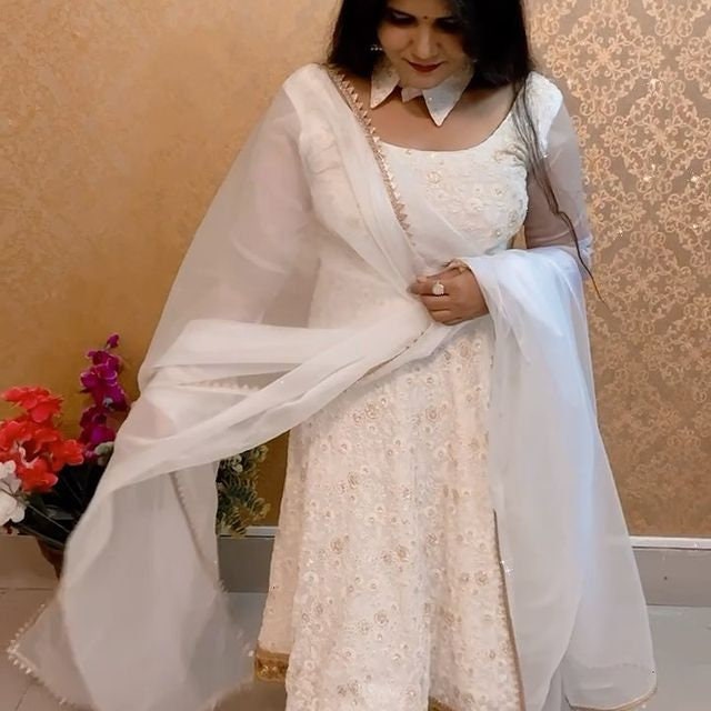 White designer gown lengha lehenga Indian ethnic traditional wear Indian Suit Chania choli Party wear Yellow dress Wedding wear Function