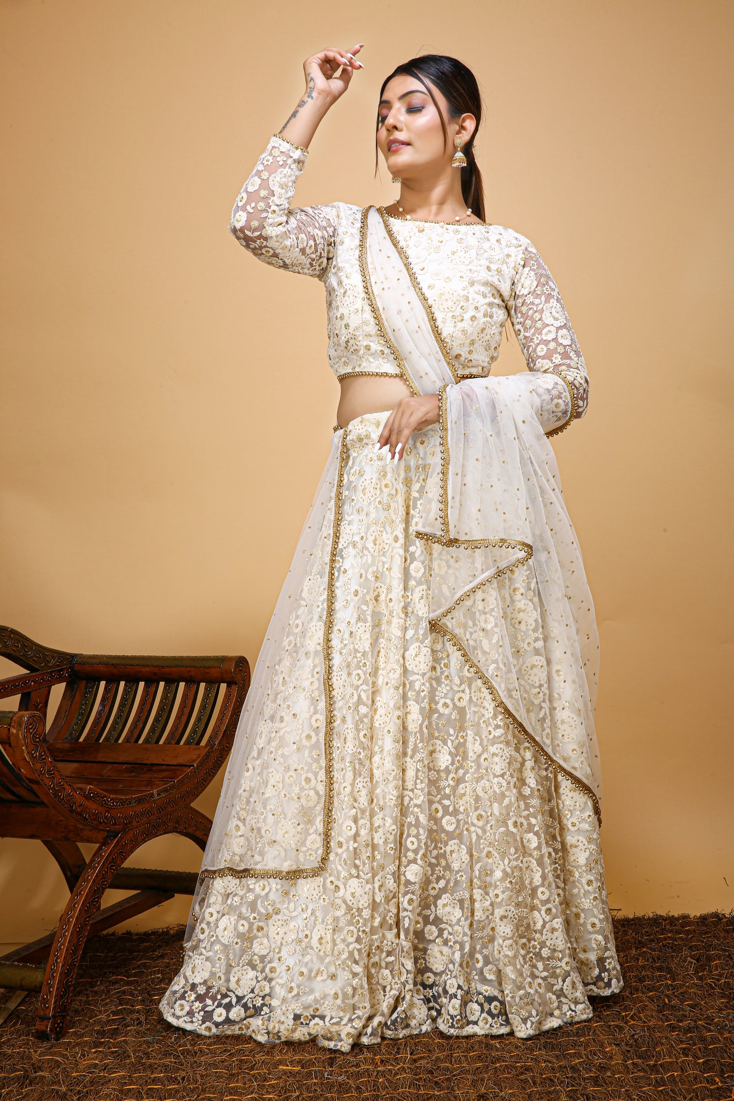 Wedding Party wear Indian Designer blouse Embroidered thread sari