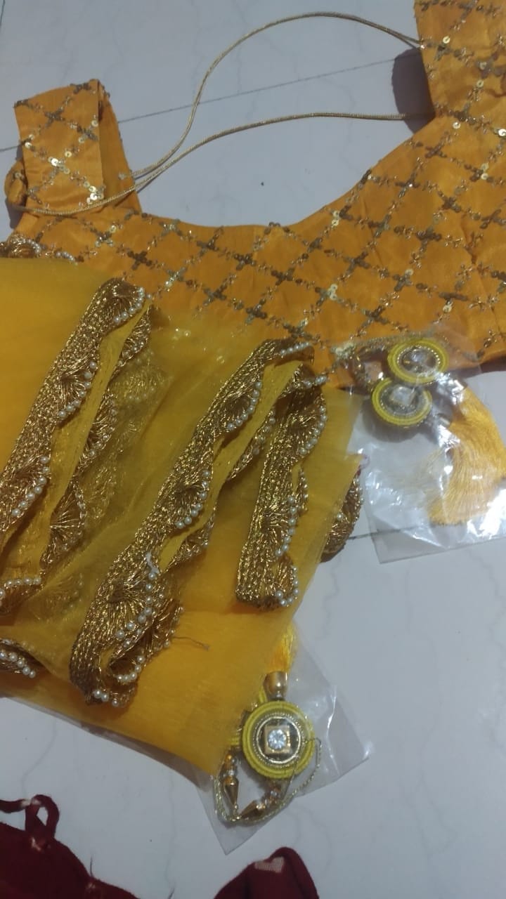 Yellow lehenga whiteb lenga lehnga Designer lehnga Wedding wear lehngha for women indian ethnic traditional Party wear silk brocade chania