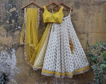 Yellow lehenga whiteb lenga lehnga Designer lehnga Wedding wear lehngha for women indian ethnic traditional Party wear silk brocade chania
