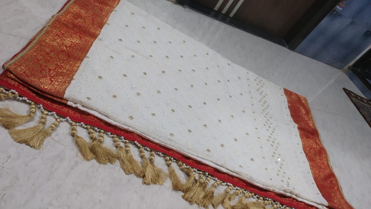Handmade Pure Chikankari Georgette saree Designer saree Bridal saree Party wear saree wedding saree Full Work hand Embroidered Lucknowi sari