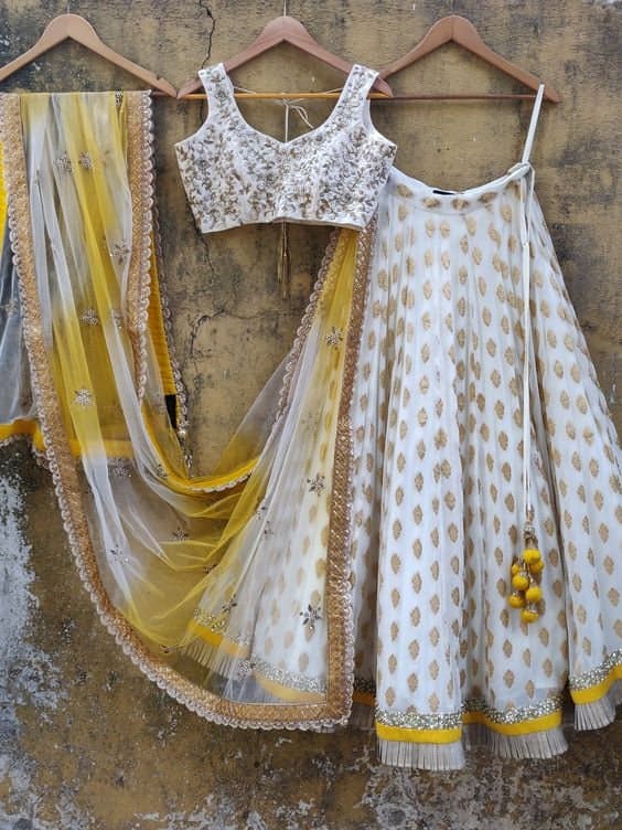 White yellow Chikankari lehenga choli with Dupatta Indian Wedding dress lehenga choli Lengha Traditonal lehenga Ethnic wear bridesmaid suit