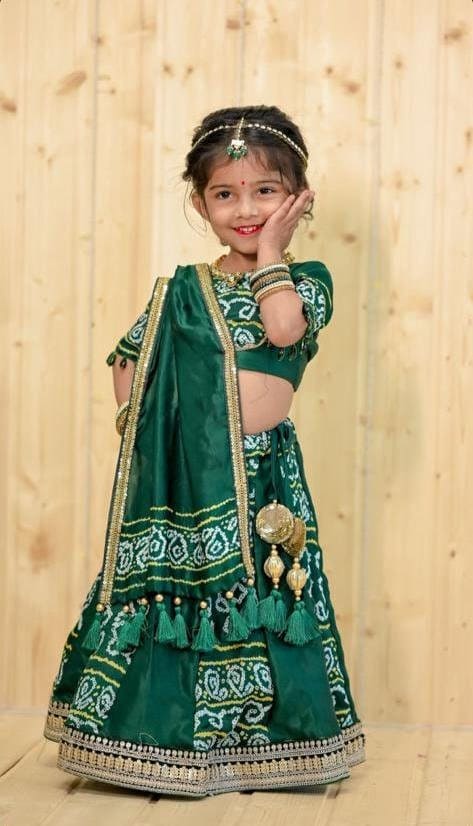 Kids lehenga choli Dupatta Indian Designer Ethnic girls kids festival party wear Green embroidered net dress Custom made to measure Lengha