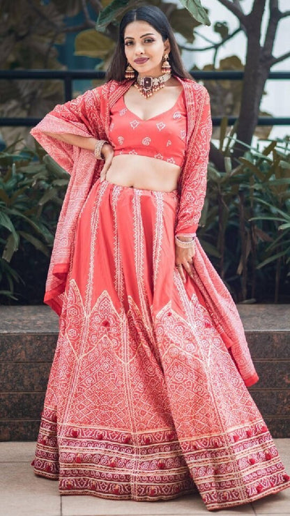 Silk Print Blouse with net dupatta and Pink lehenga with gold trims Indian Lenhga Lenga Choli Indian Dress Anarkali Suit Lehengha choli sari